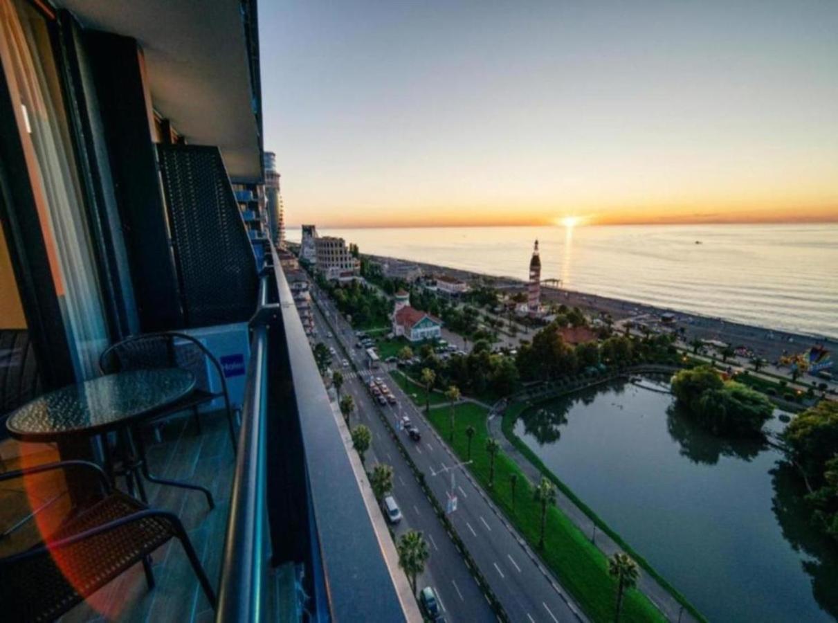 Orbi City Apartments Batumi Exterior photo