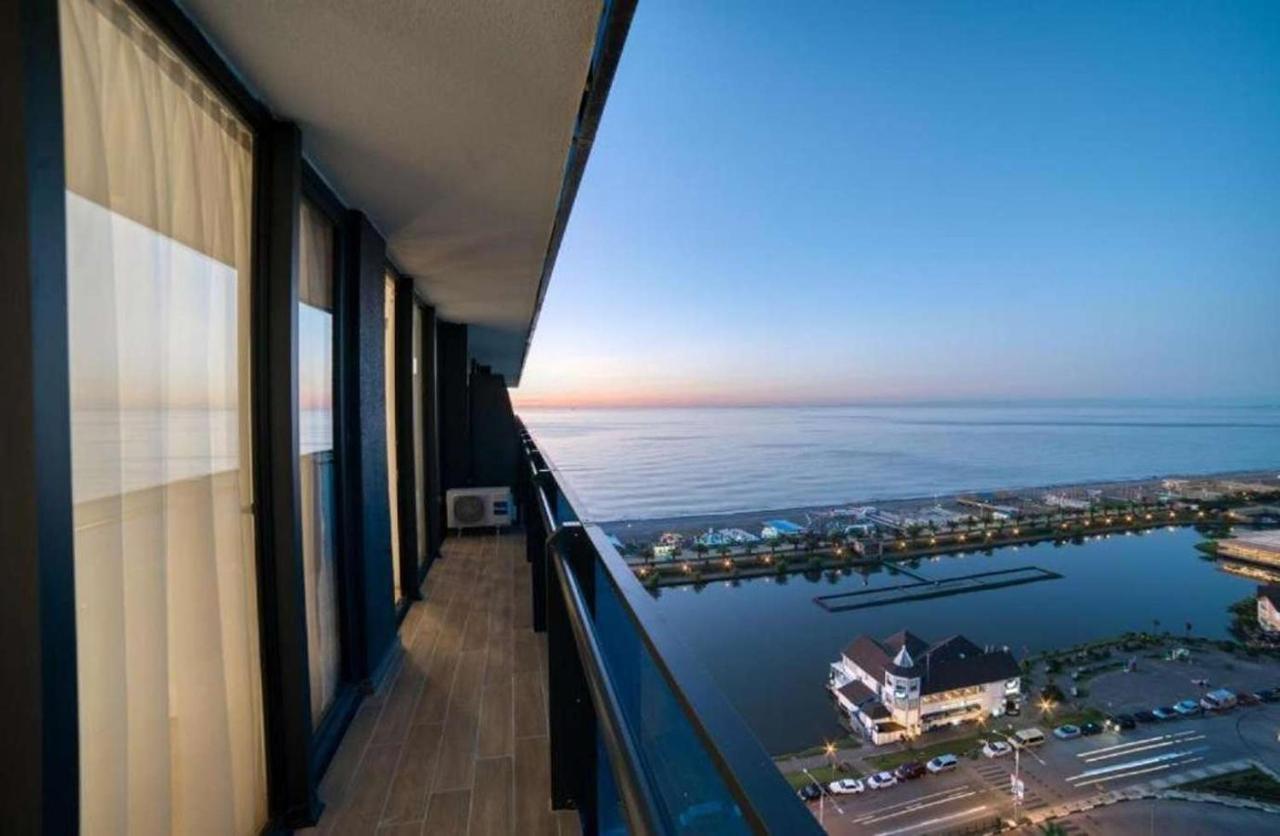 Orbi City Apartments Batumi Exterior photo